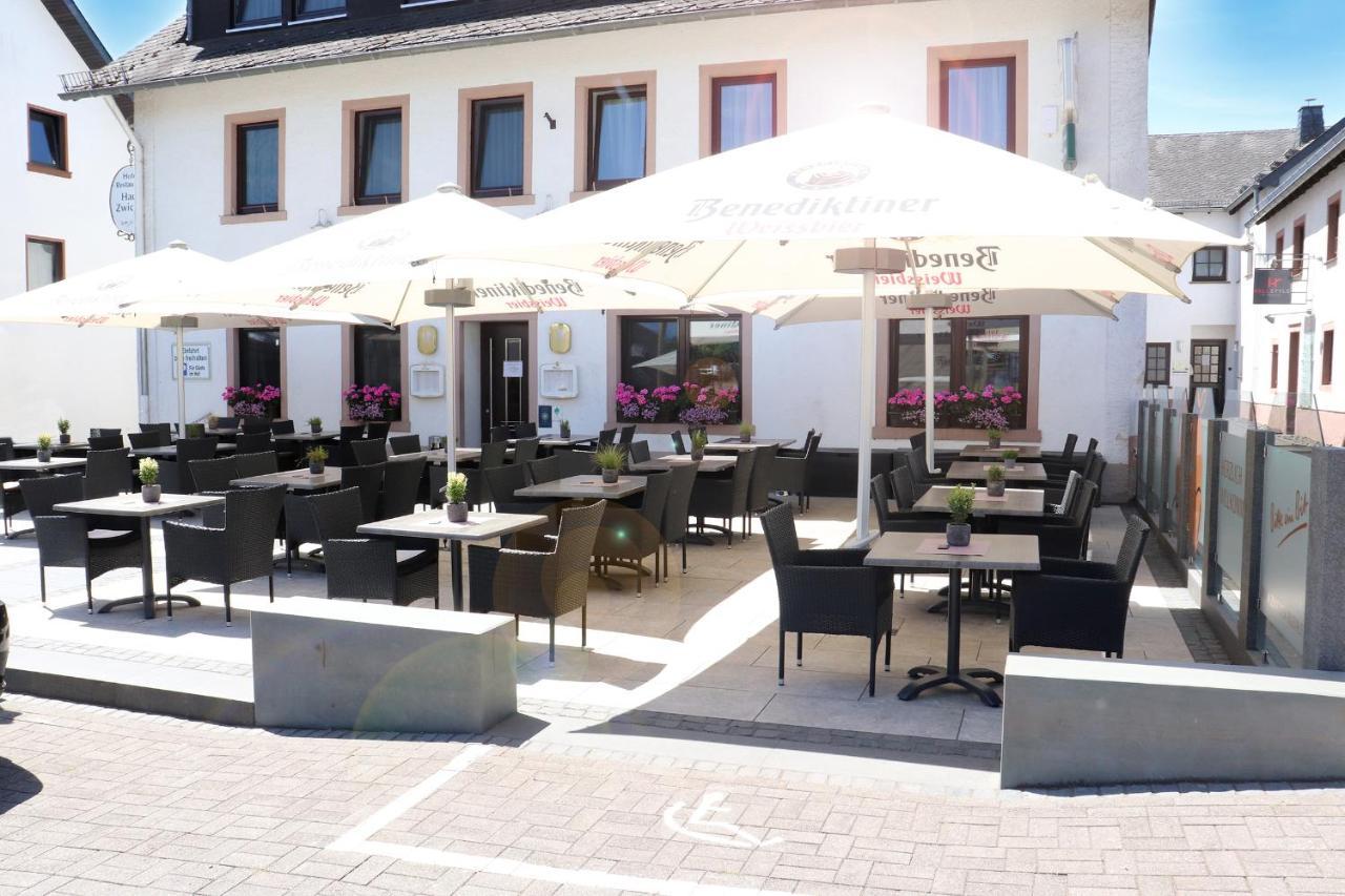 Hotel Restaurant Haus Zwicker Bleialf Екстериор снимка